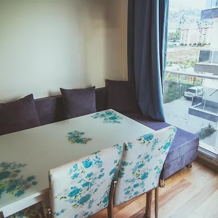 Apartment Spacious 2 Bedroom For Up To 5 With Mountain View. Free Wifi