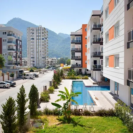 Spacious 2 Bedroom For Up To 5 With Mountain View. Free Wifi Antalya